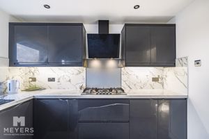 Kitchen - click for photo gallery
